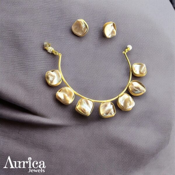 Astra Arc Necklace